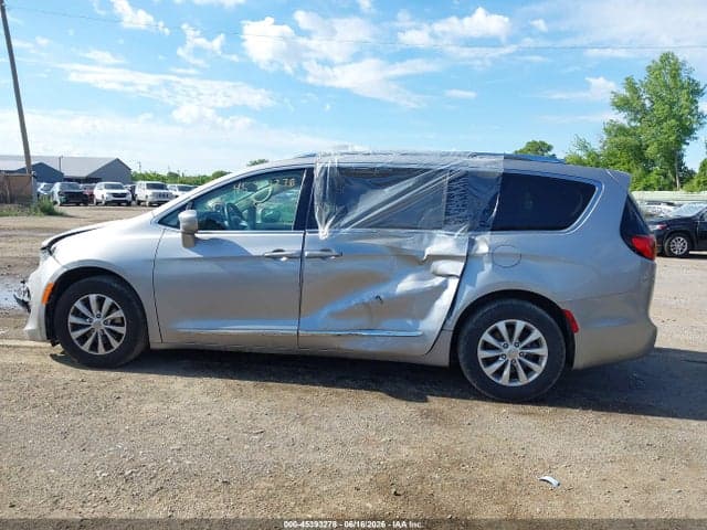 2017 CHRYSLER PACIFICA TOURING-L PLUS 14