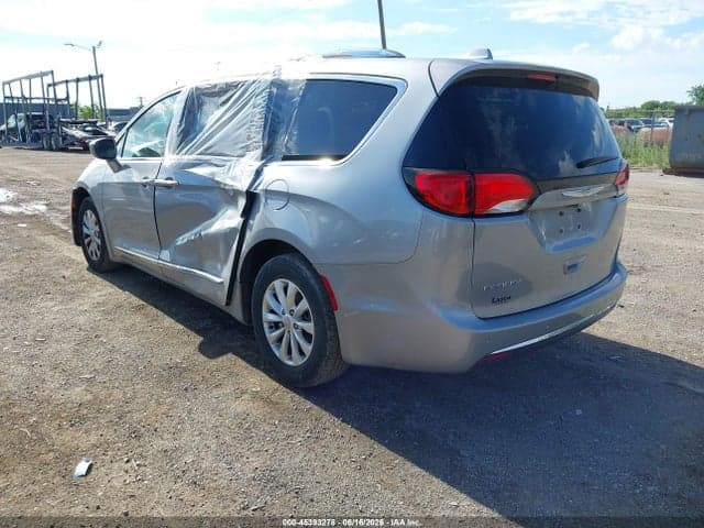 2017 CHRYSLER PACIFICA TOURING-L PLUS 3