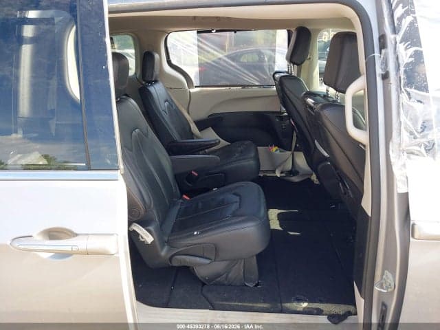 2017 CHRYSLER PACIFICA TOURING-L PLUS 8