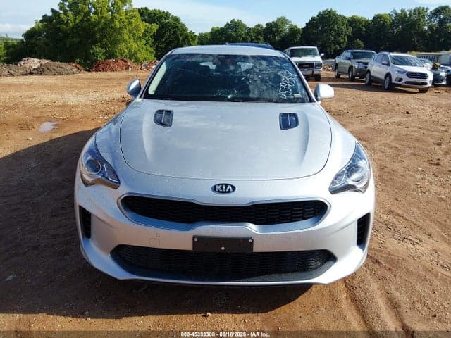 2018 KIA STINGER 12