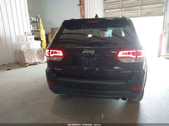 2018 JEEP GRAND CHEROKEE LAREDO E 4X4 17