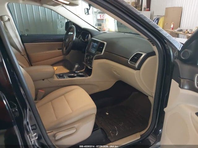 2018 JEEP GRAND CHEROKEE LAREDO E 4X4 5