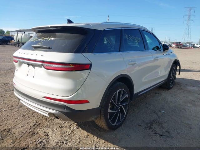 2023 LINCOLN CORSAIR RESERVE 4
