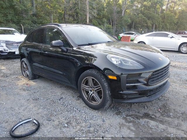 2019 PORSCHE MACAN 1
