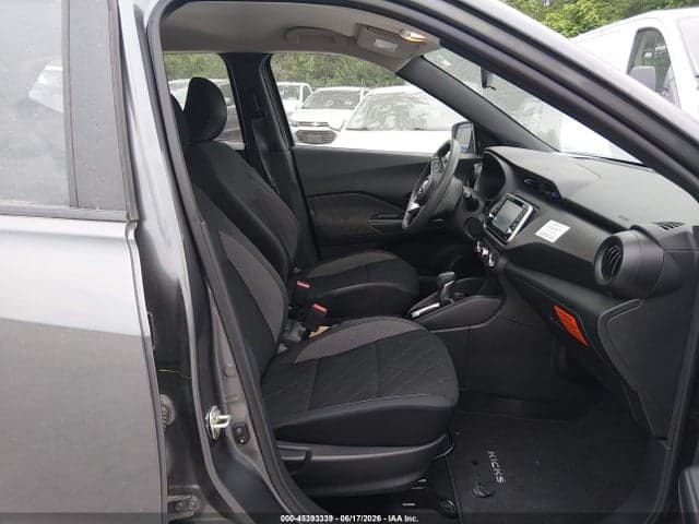 2020 NISSAN KICKS S XTRONIC CVT 5