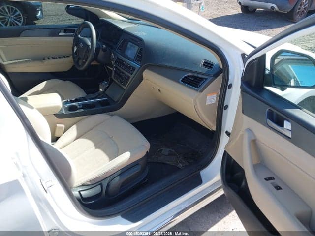 2017 HYUNDAI SONATA HYBRID SE 5