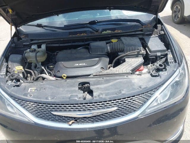 2018 CHRYSLER PACIFICA TOURING L PLUS 11