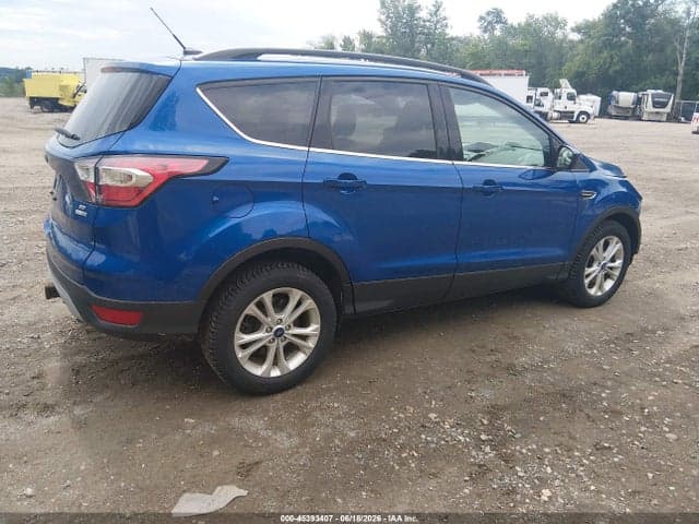 2018 FORD ESCAPE SE 4