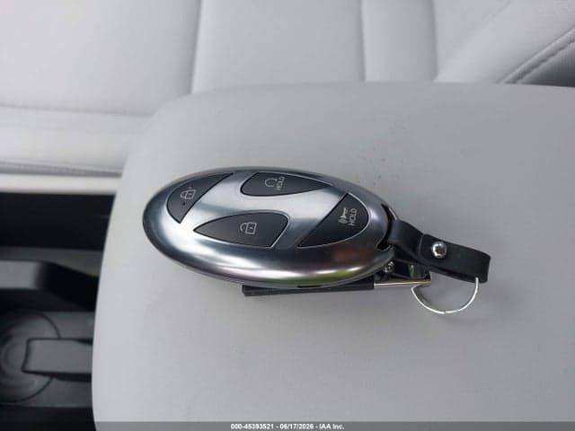 2026 HYUNDAI KONA SE 11