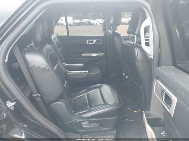2021 FORD EXPLORER XLT 8