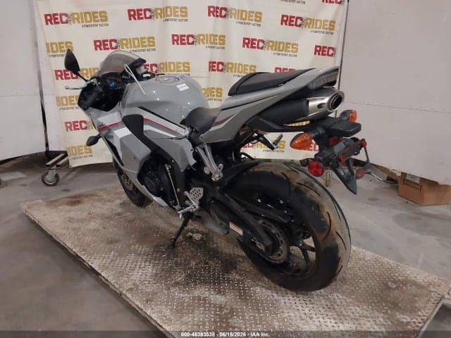 2026 HONDA CBR600 RR 3