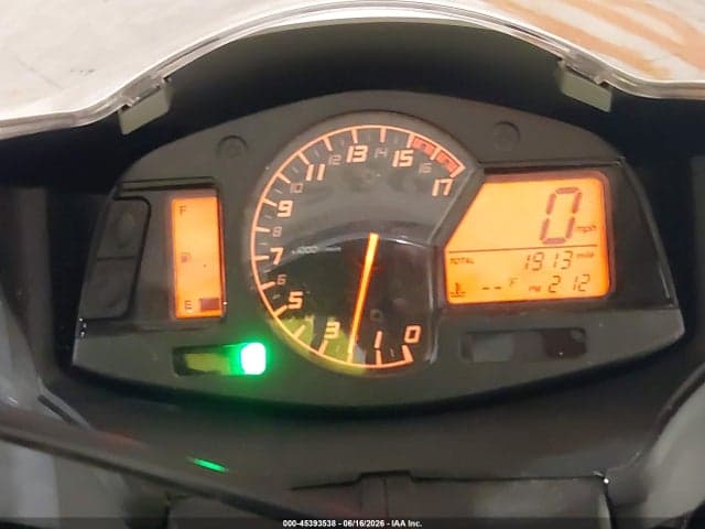 2026 HONDA CBR600 RR 7