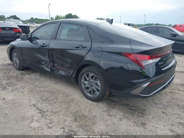 2024 HYUNDAI ELANTRA SEL 3