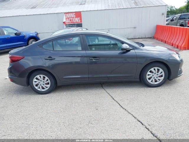 2020 HYUNDAI ELANTRA SE 15