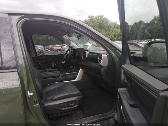 2022 TOYOTA TUNDRA SR5 5
