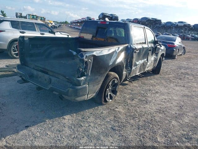 2026 RAM 1500 EXPRESS 4X4 5'7 BOX 4
