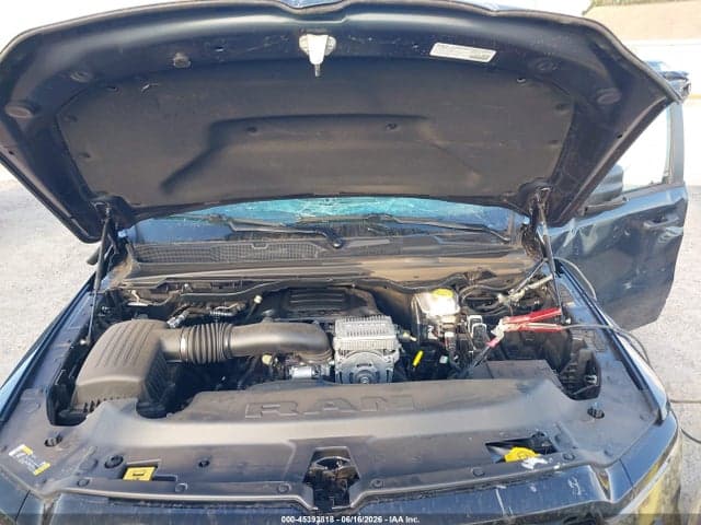 2026 RAM 1500 EXPRESS 4X4 5'7 BOX 10