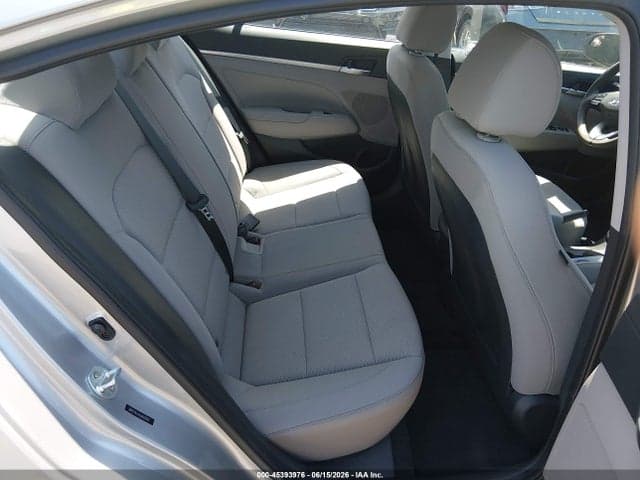 2020 HYUNDAI ELANTRA SE 8