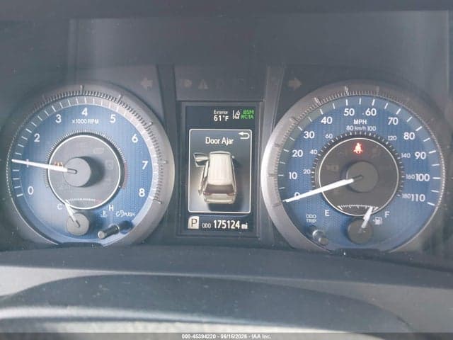 2020 TOYOTA SIENNA XLE 7