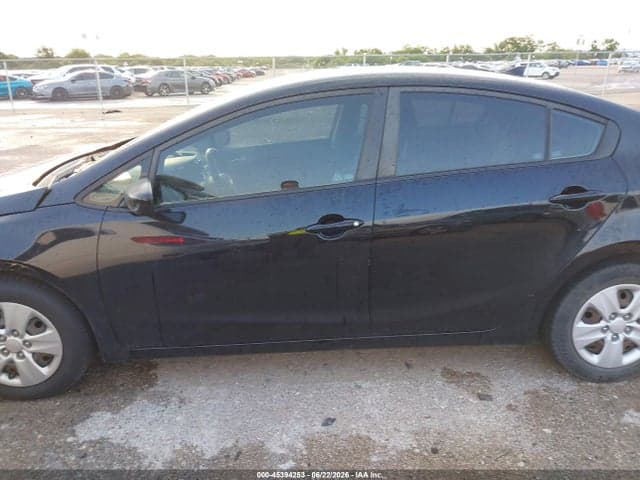 2017 KIA FORTE LX 14