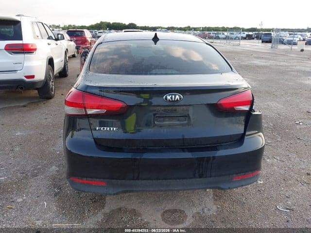2017 KIA FORTE LX 16