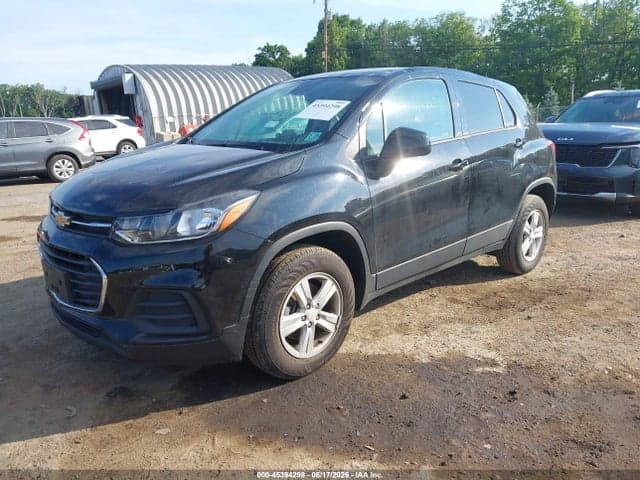 2022 CHEVROLET TRAX AWD LS 2