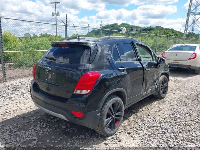 2019 CHEVROLET TRAX LT 4