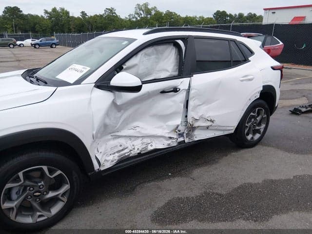 2025 CHEVROLET TRAX FWD LT 6