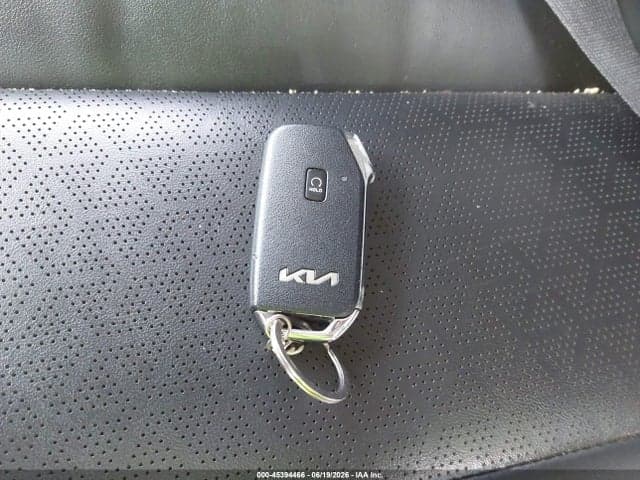 2022 KIA SORENTO SX 11
