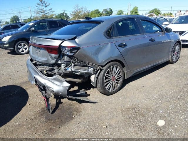 2022 KIA FORTE GT 4