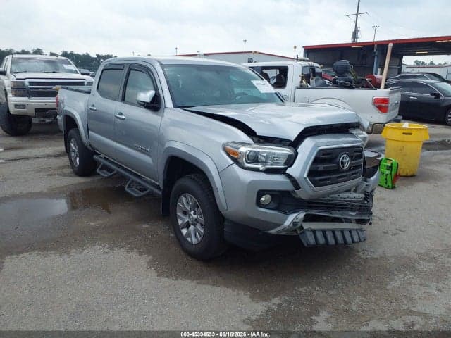 2017 TOYOTA TACOMA SR5 V6 - 1