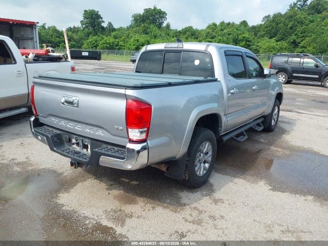 2017 TOYOTA TACOMA SR5 V6 4