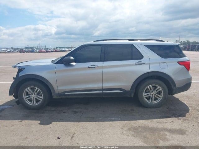 2021 FORD EXPLORER XLT 15