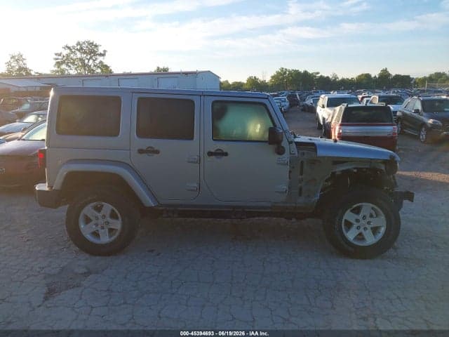 2018 JEEP WRANGLER JK UNLIMITED SAHARA 4X4 14