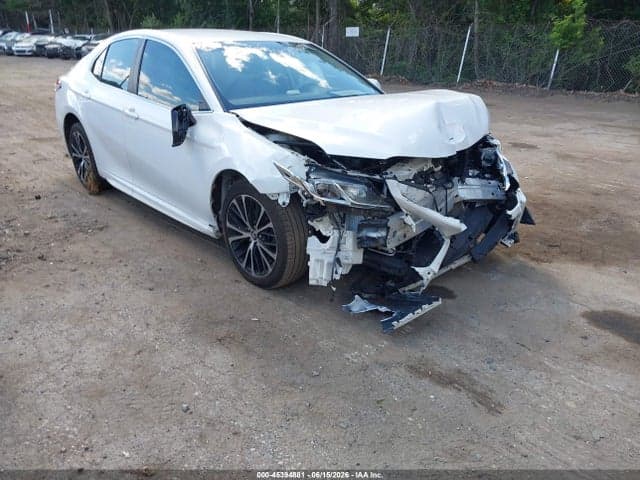 2020 TOYOTA CAMRY SE - 1