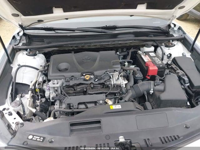 2020 TOYOTA CAMRY SE 10