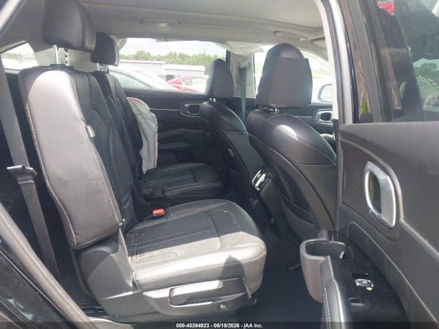 2024 KIA SORENTO SX 8
