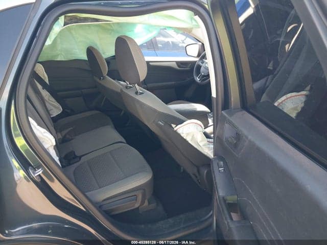 2022 FORD ESCAPE SE 8