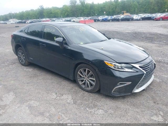 2017 LEXUS ES 300H 1