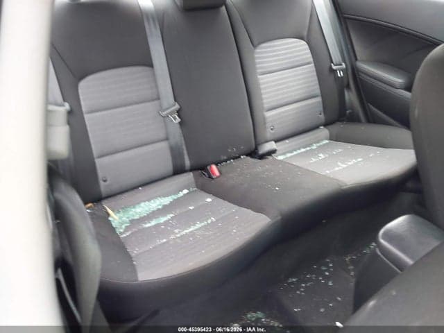 2017 KIA FORTE S 8