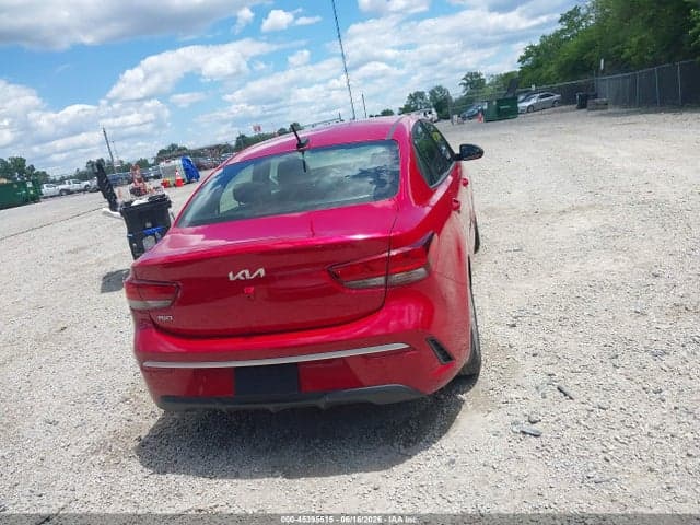 2022 KIA RIO S 16