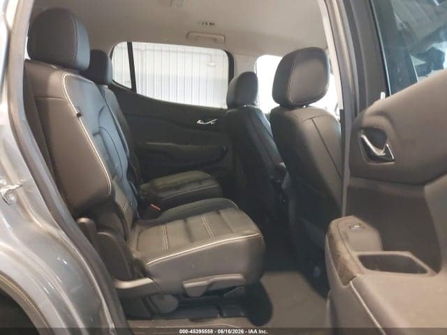 2023 GMC ACADIA AWD DENALI 8