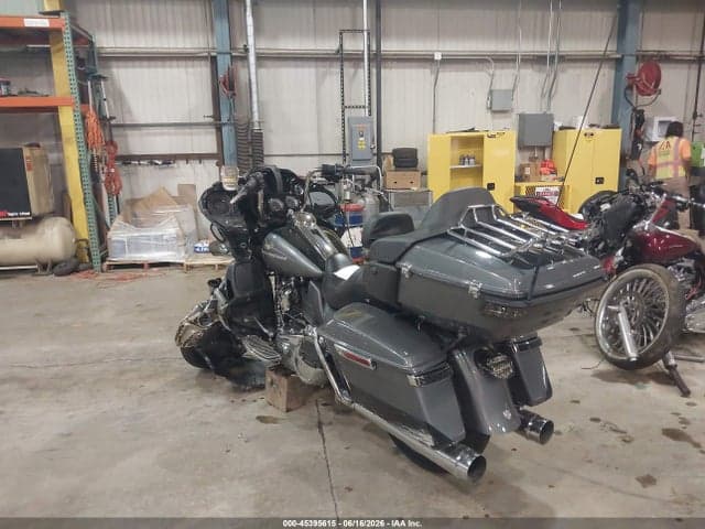 2022 HARLEY-DAVIDSON FLTRK 3
