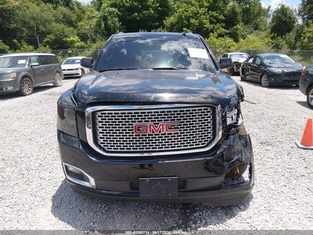 2016 GMC YUKON DENALI 12
