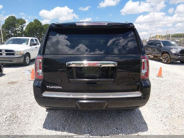 2016 GMC YUKON DENALI 16