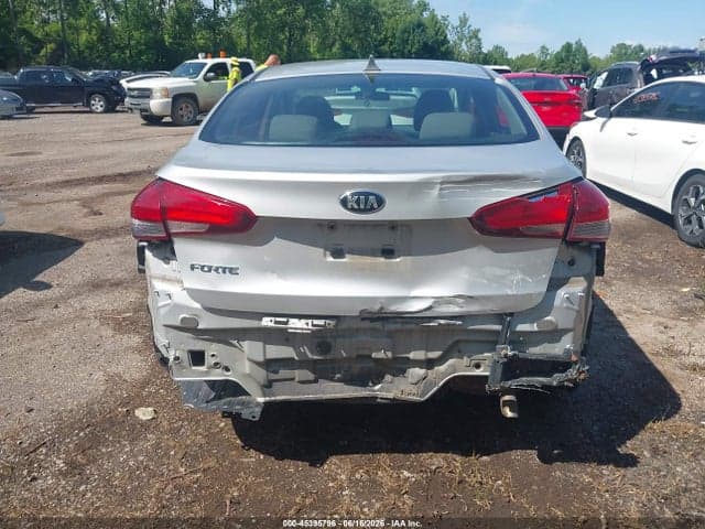 2017 KIA FORTE LX 17