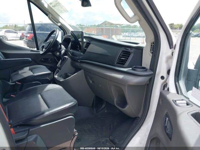2023 FORD TRANSIT-250 5