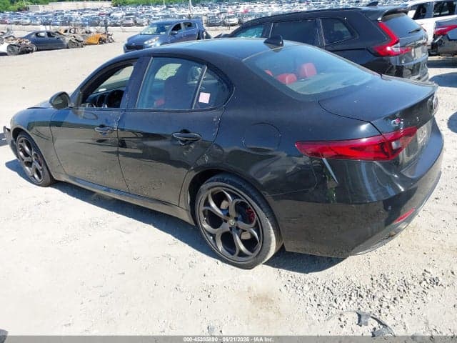 2020 ALFA ROMEO GIULIA TI SPORT AWD 3