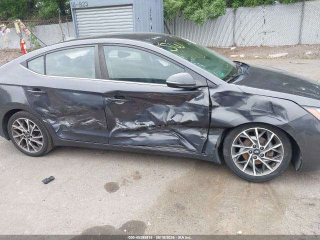 2020 HYUNDAI ELANTRA LIMITED 18