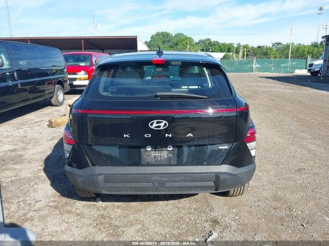 2024 HYUNDAI KONA SE 17